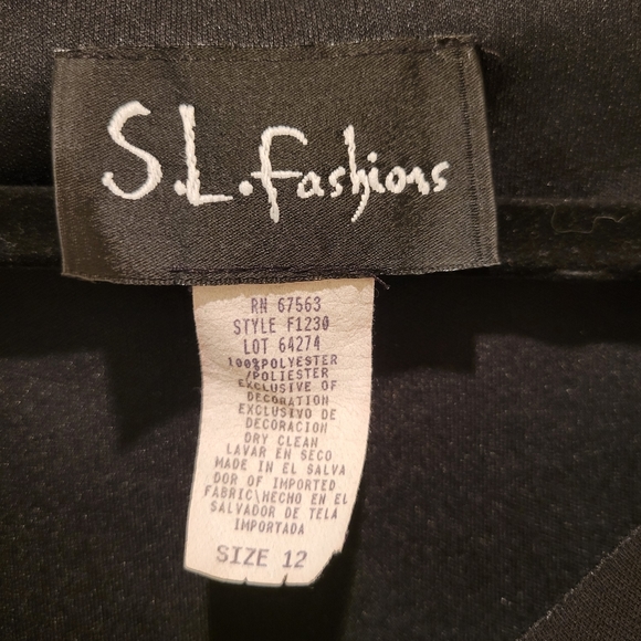 SL Fashions embroidered sheath - Picture 5 of 7